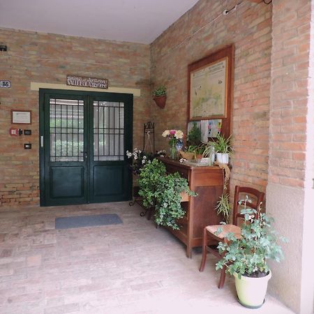 Agriturismo Valle Isola "La Tana Del Gusto" 코마키오 외부 사진