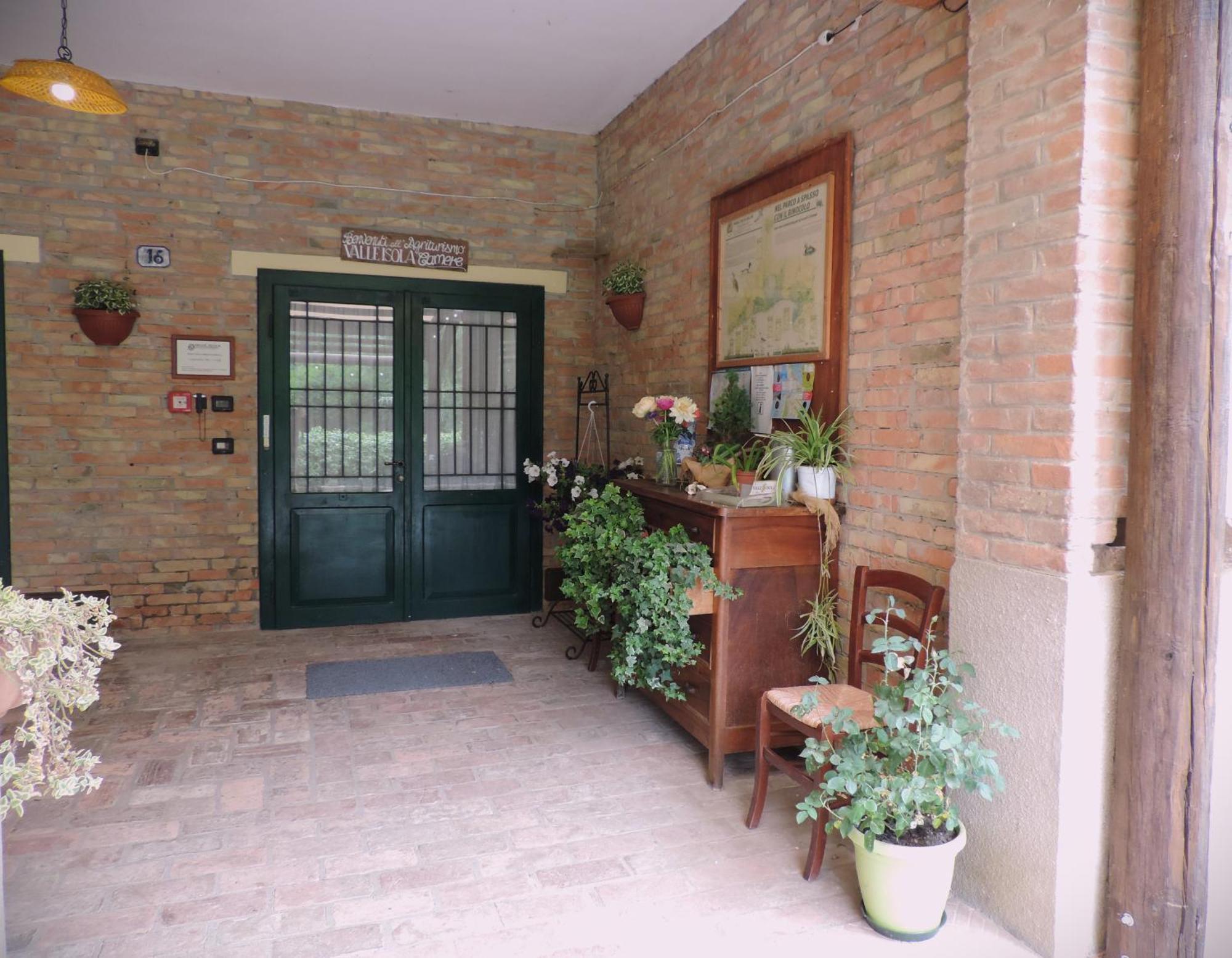 Agriturismo Valle Isola "La Tana Del Gusto" 코마키오 외부 사진