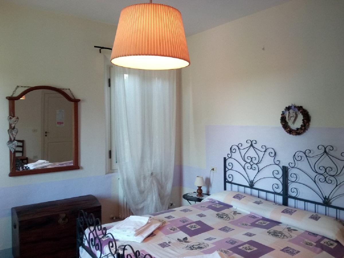 Agriturismo Valle Isola "La Tana Del Gusto" 코마키오 외부 사진